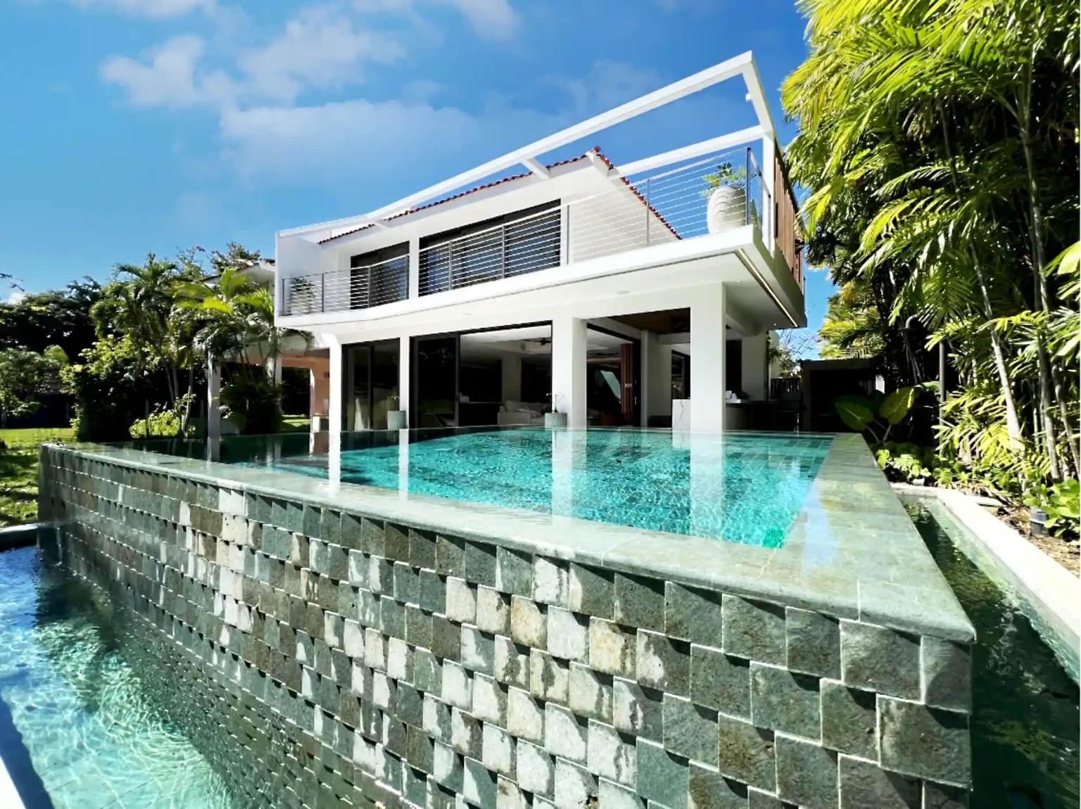 The Link, Dorado Beach East